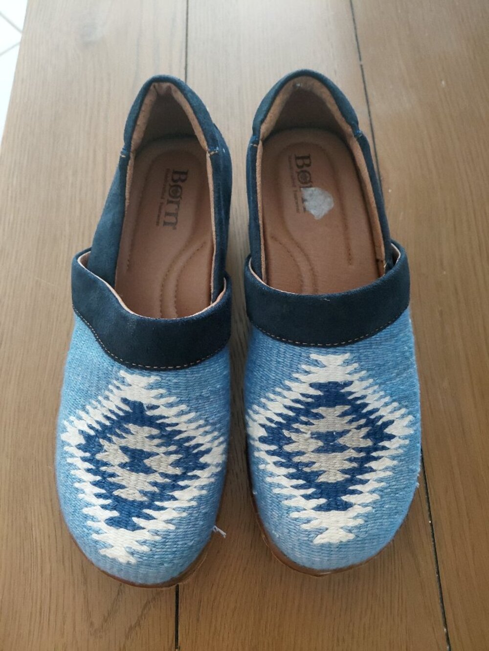 Born Bailie Navy Aztec Shoes Clogs Size 8 Boho